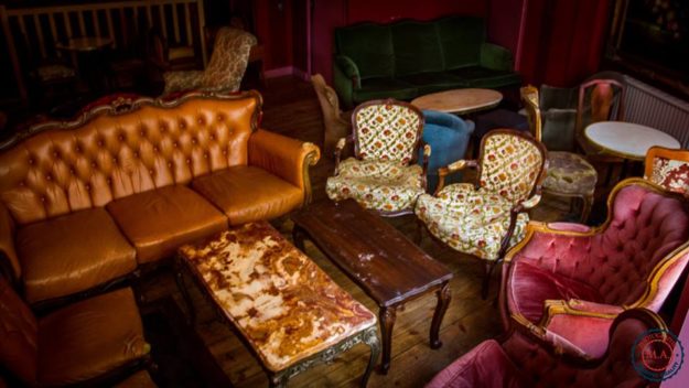 Café Saint-Jacques - Salon canapé 3